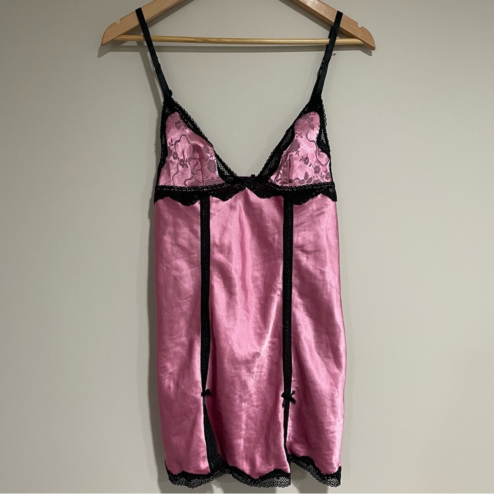 Victorias Secret Vintage Y2K Babydoll Slip Lingerie Satin Pink Black Lace Medium